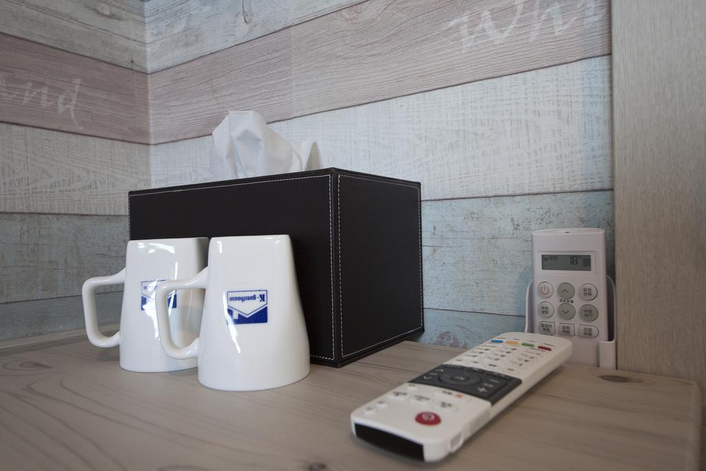 K-Guesthouse Sinchon 2 Seoul Ngoại thất bức ảnh