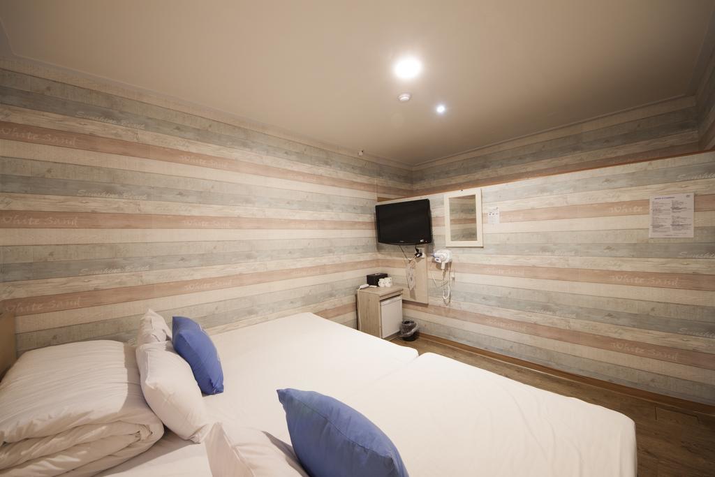 K-Guesthouse Sinchon 2 Seoul Ngoại thất bức ảnh