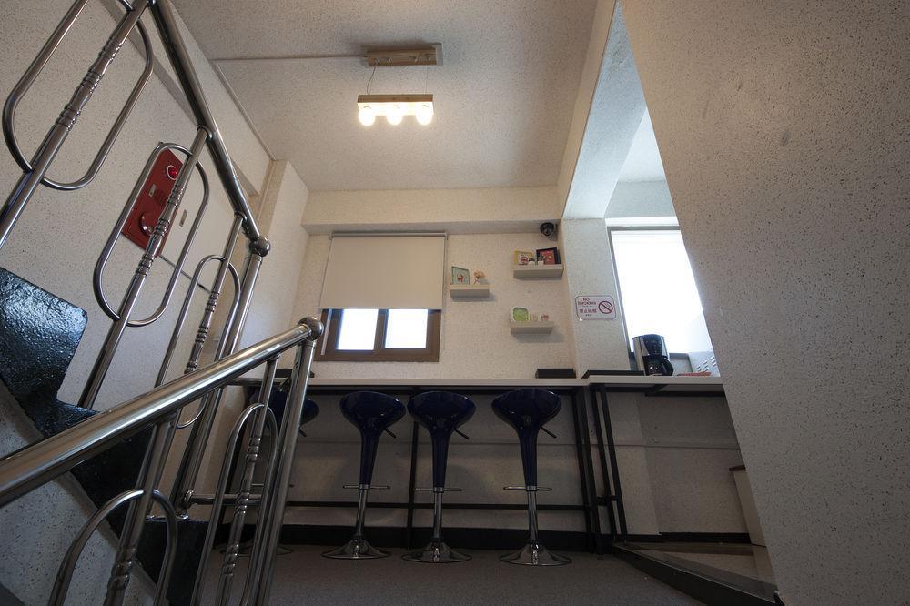 K-Guesthouse Sinchon 2 Seoul Ngoại thất bức ảnh