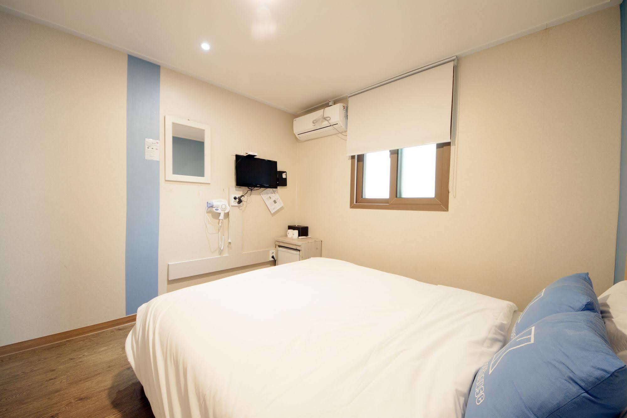 K-Guesthouse Sinchon 2 Seoul Ngoại thất bức ảnh